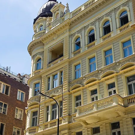 Steffany's Court W Balcony In Center Appartamento *